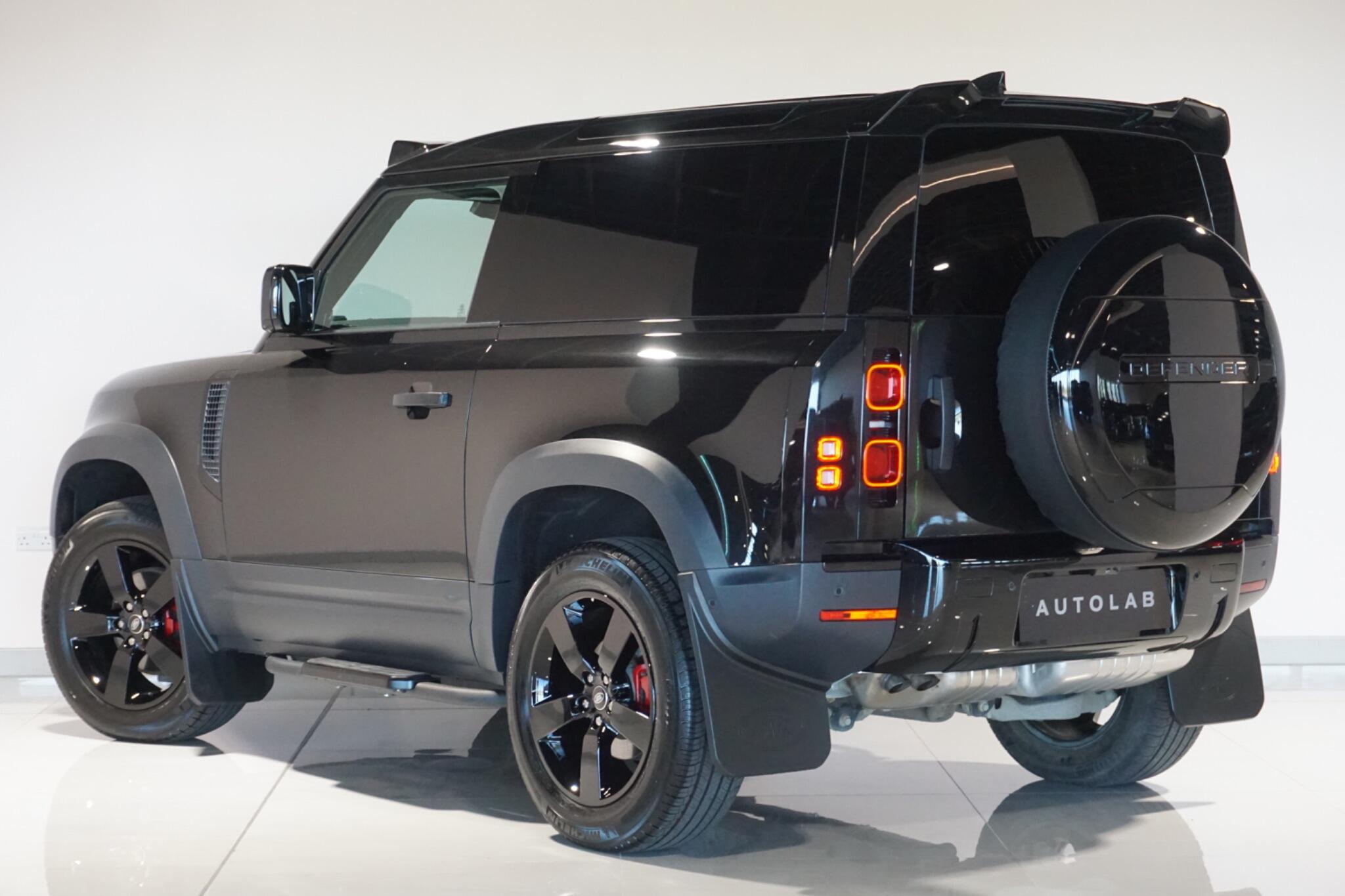 Land Rover Defender 90 3.0 D250 MHEV Hard Top SUV 3dr Diesel Auto 4WD SWB Euro 6 (s/s) (250 ps)